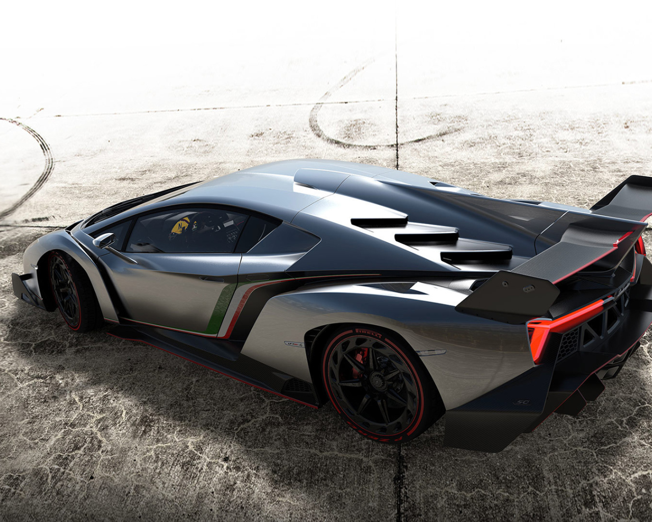 Надежная машина Lamborghini Veneno