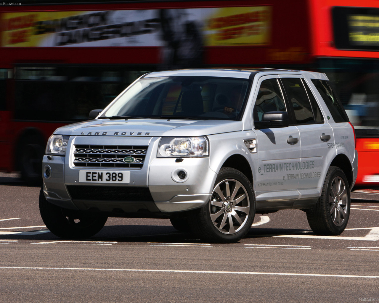  Надежный автомобиль Land Rover Freelander 2