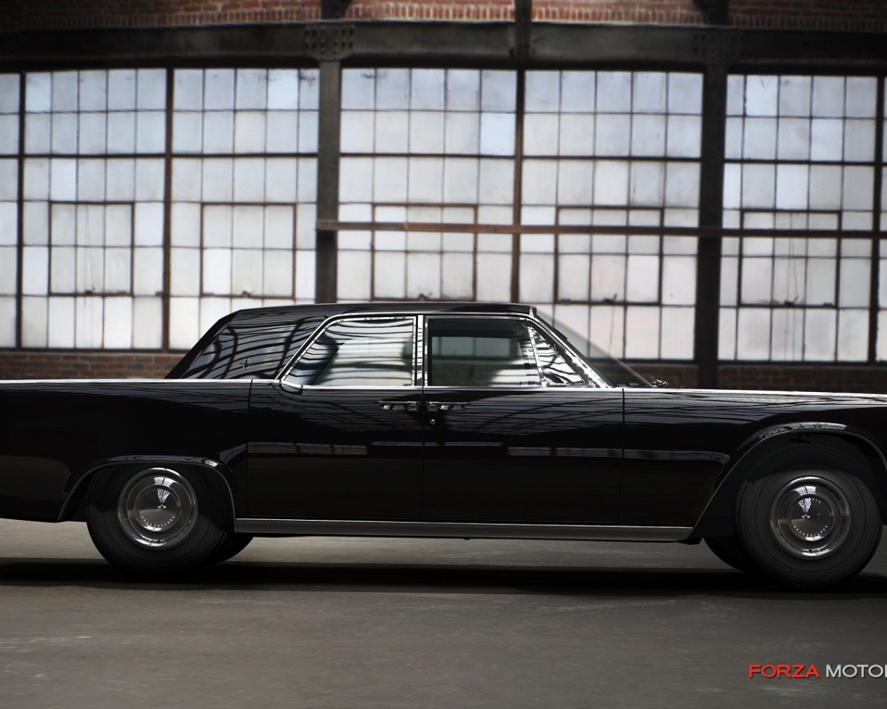 Красивый автомобиль Lincoln Continental