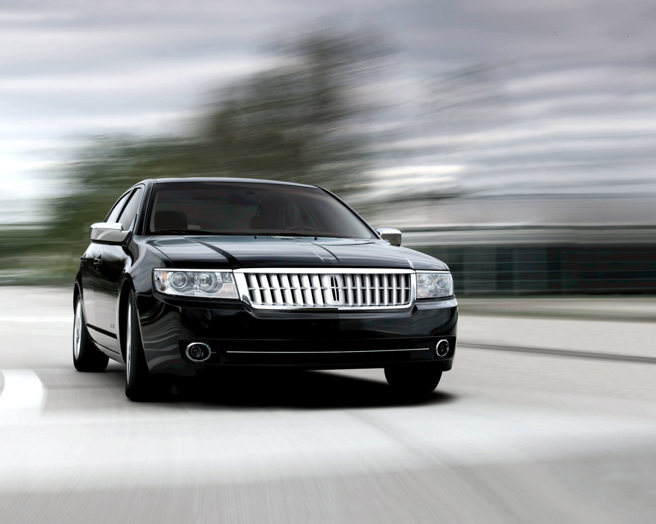 Новая машина Lincoln MKZ