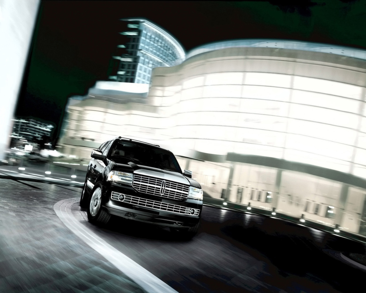 Новая машина Lincoln Navigator