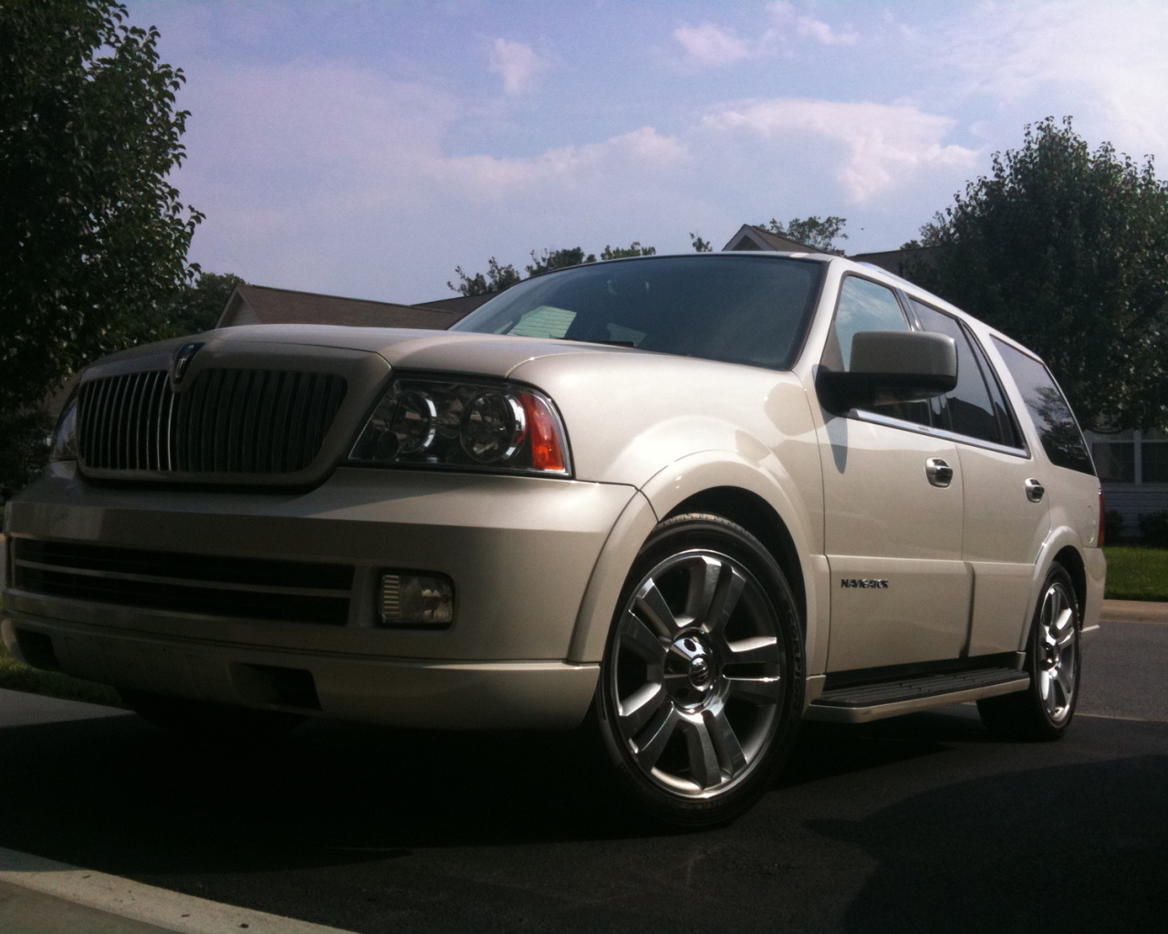 Тест драйв автомобиля Lincoln Navigator