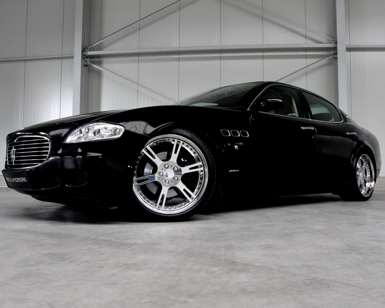 Дизайн автомобиля Maserati Quattroporte