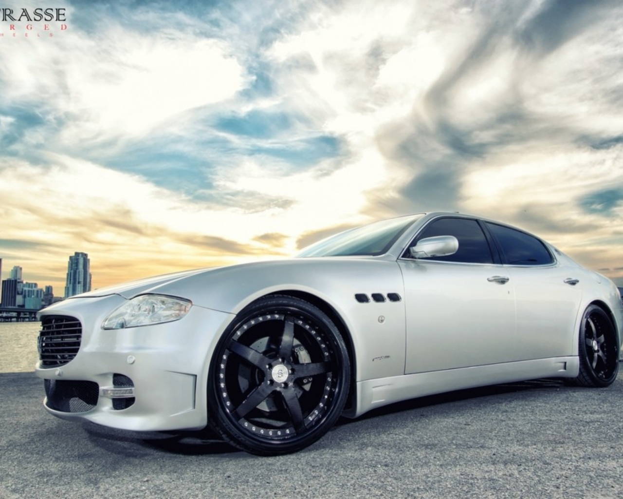 Новый автомобиль Maserati Quattroporte