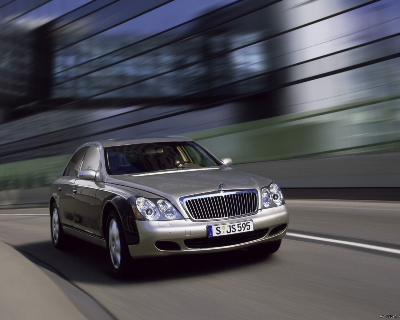  Новый автомобиль Maybach  57