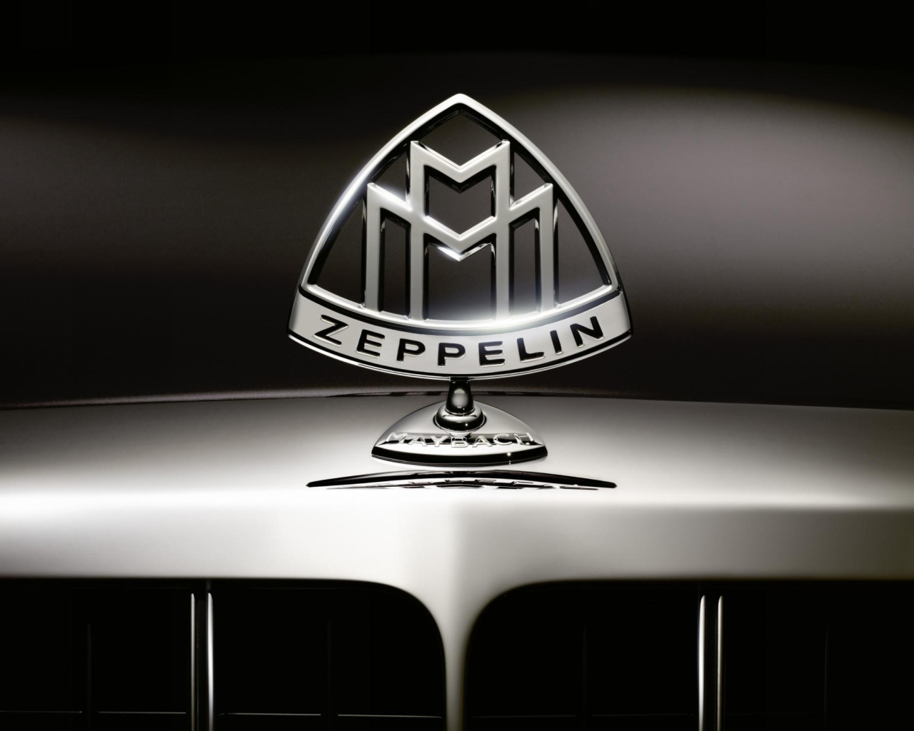 Надежный автомобиль Maybach  Landaulet