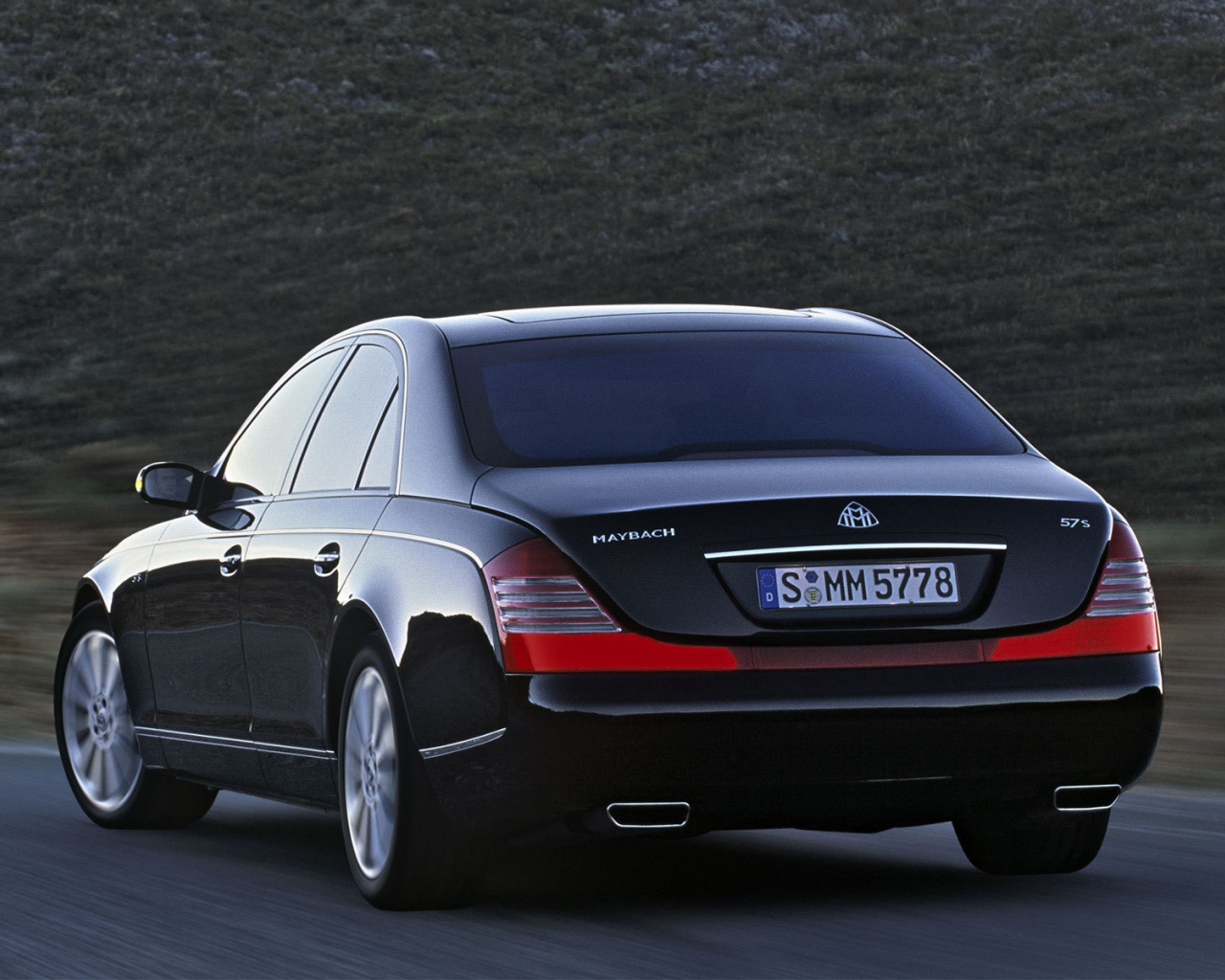 Автомобиль марки Maybach модели 57