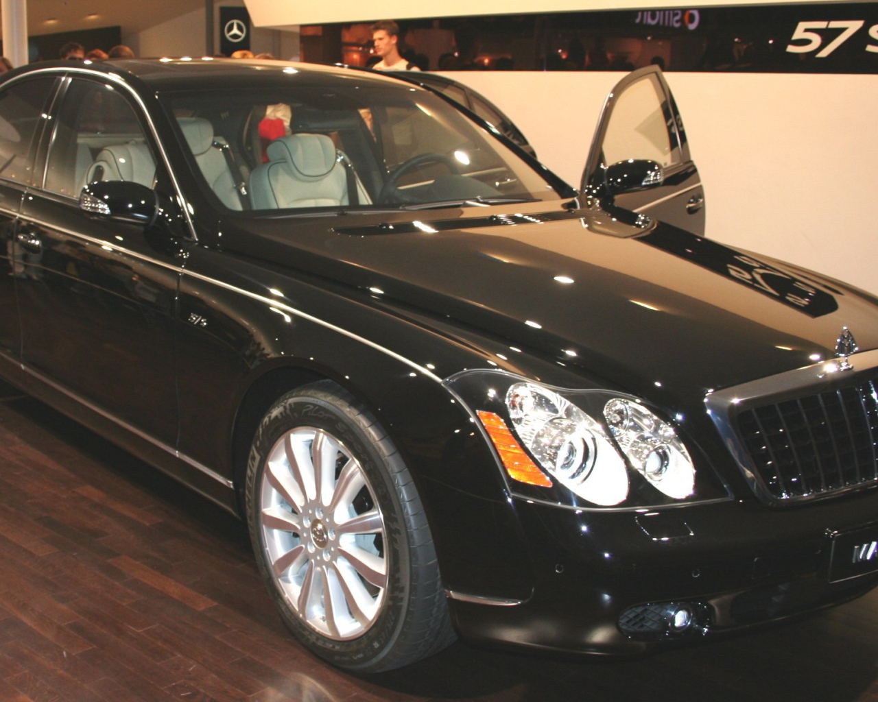 Новая машина Maybach  57