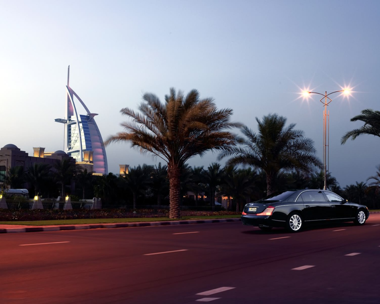 Фото автомобиля Maybach  62s