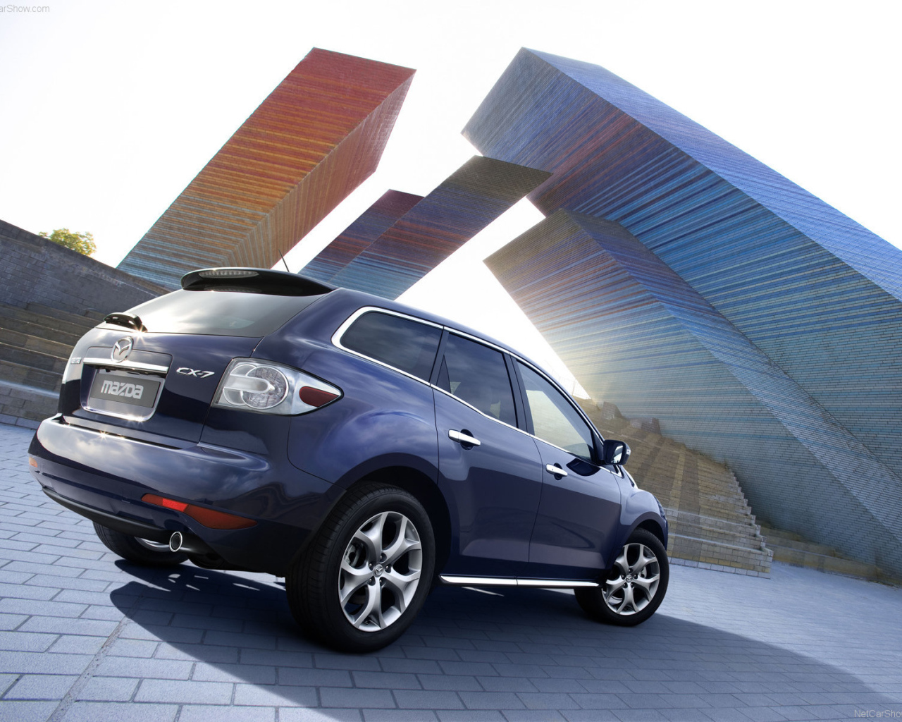 Дизайн автомобиля Mazda CX 7