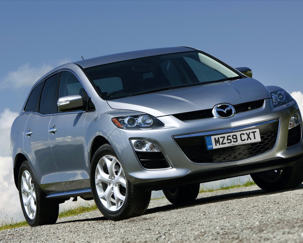 Надежный автомобиль Mazda CX 7