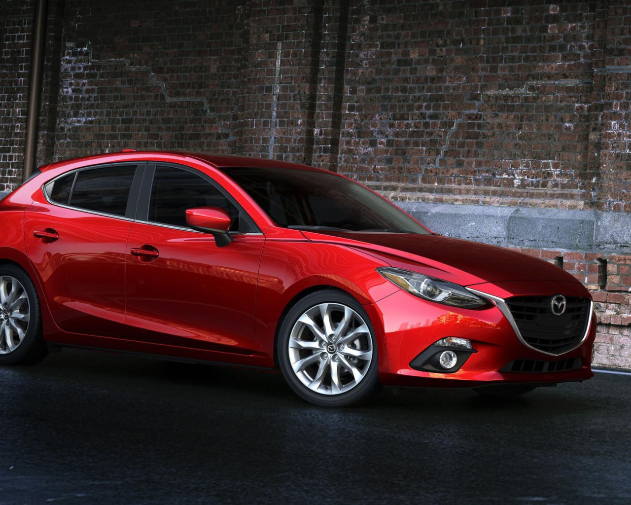 Тест драйв автомобиля Mazda 3 2014