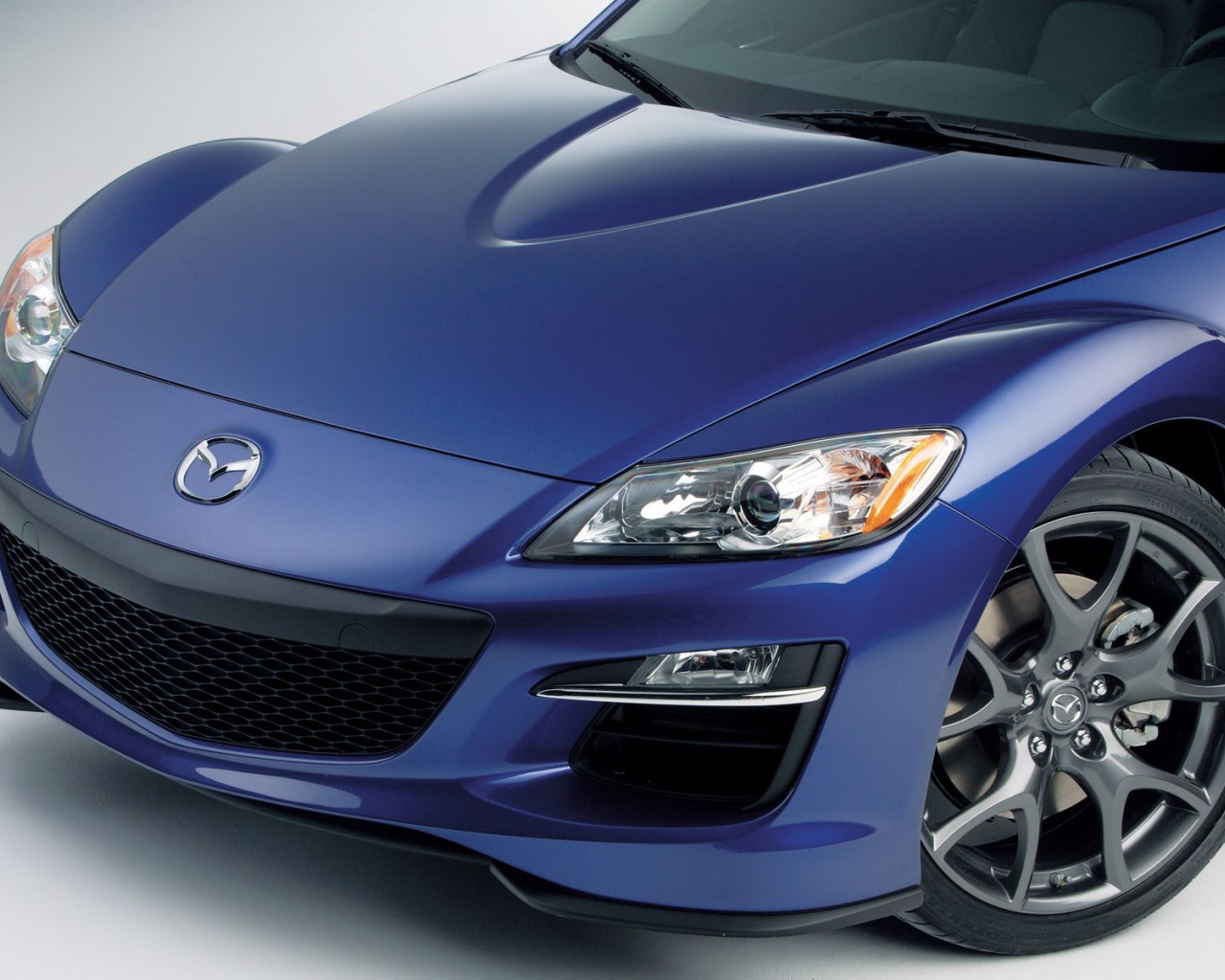 Тест драйв автомобиля Mazda RX 8