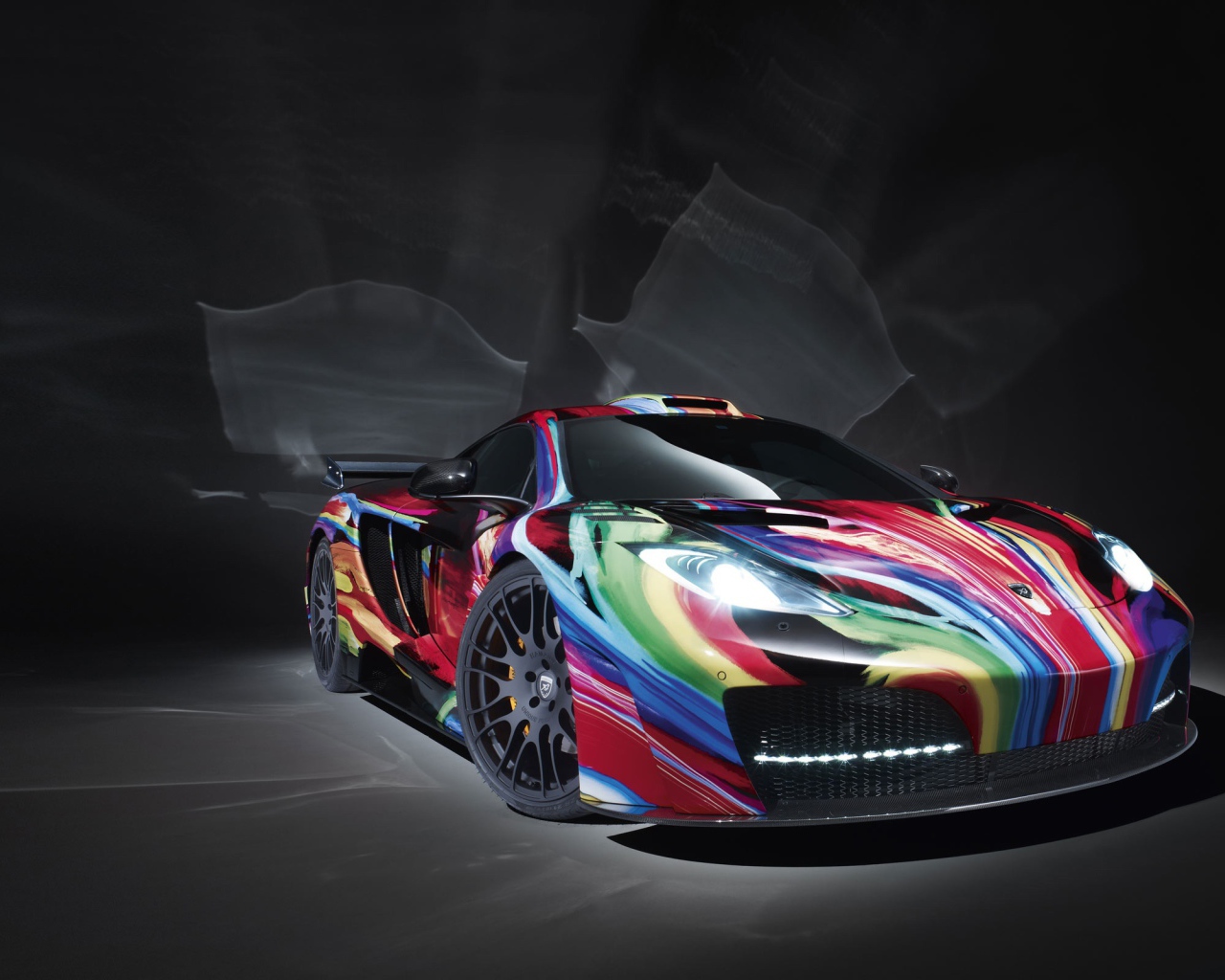 Раскрашенный Mclaren mp4