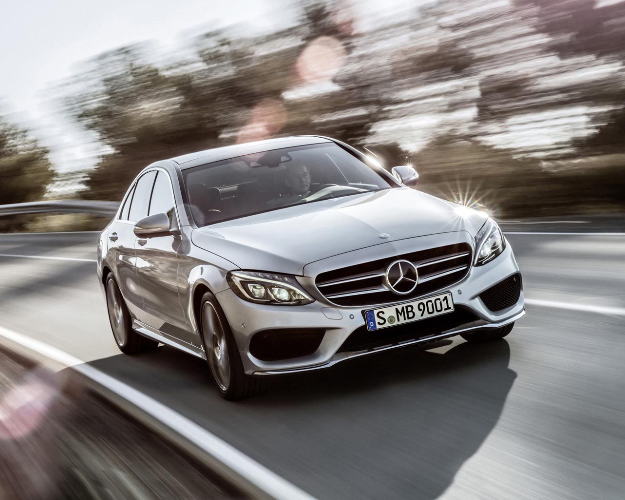 Стремительный Mercedes C class 2014