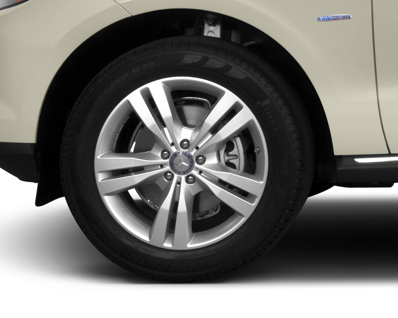 Тест драйв автомобиля Mercedes V-Class 2014