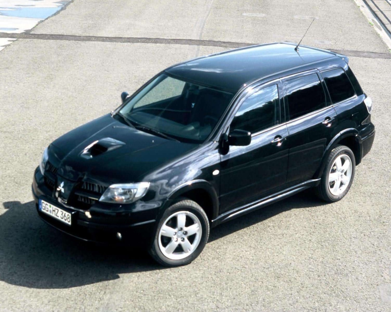 Тест драйв автомобиля Mitsubishi Outlander