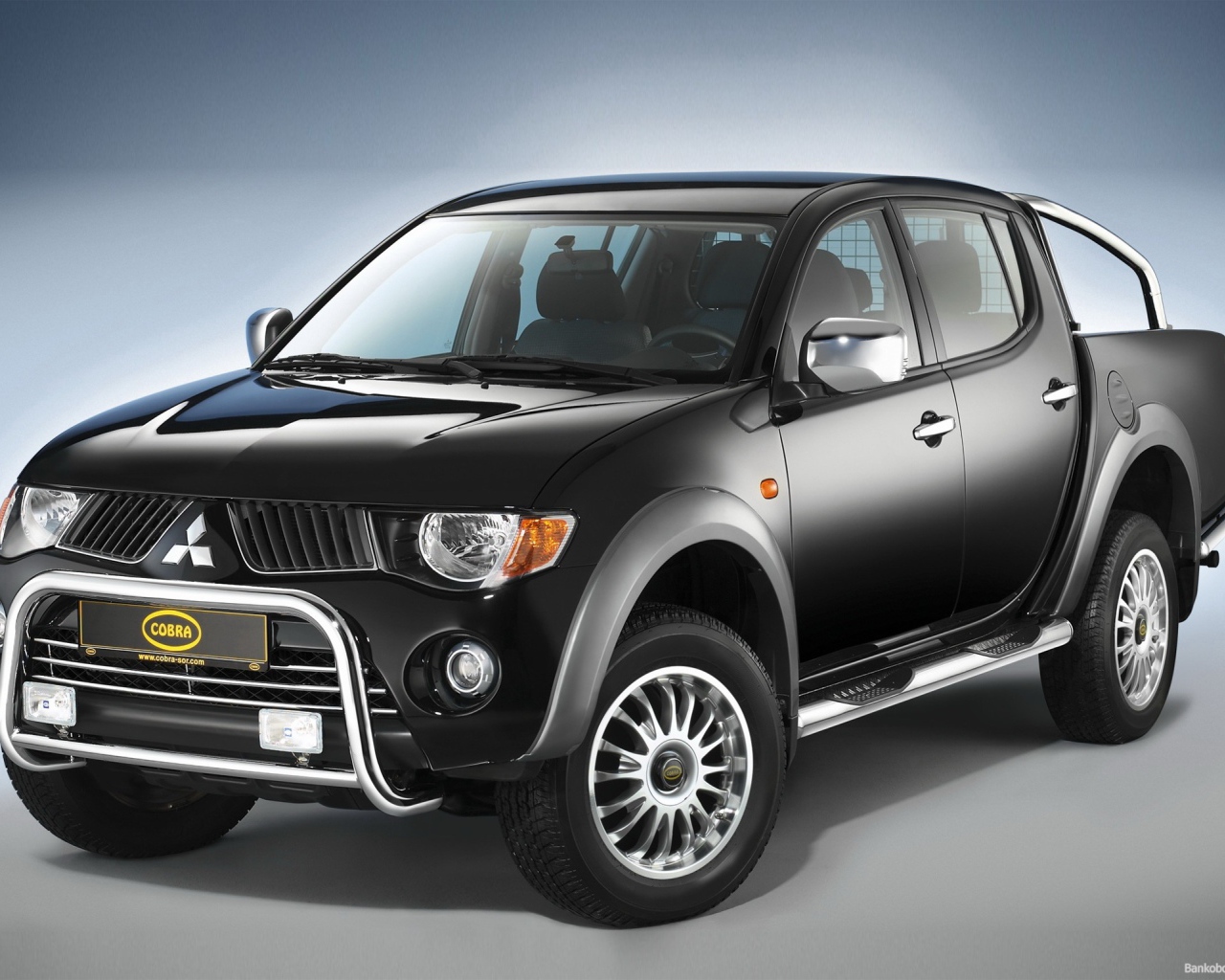Новая машина Mitsubishi L200