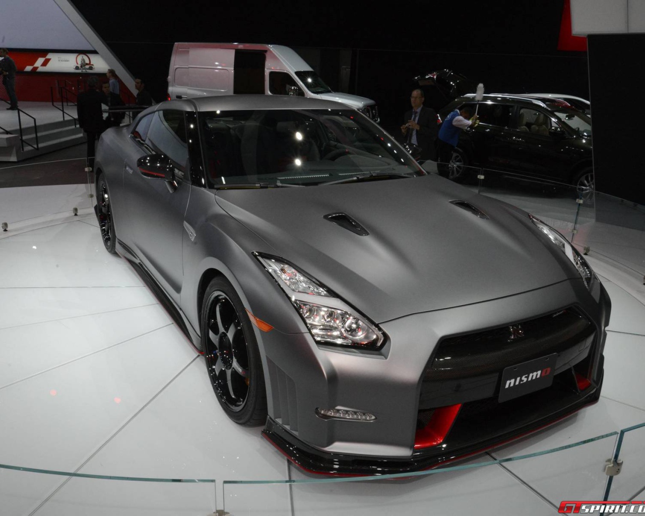 Новый автомобиль Nissan GT-R Nismo 2014
