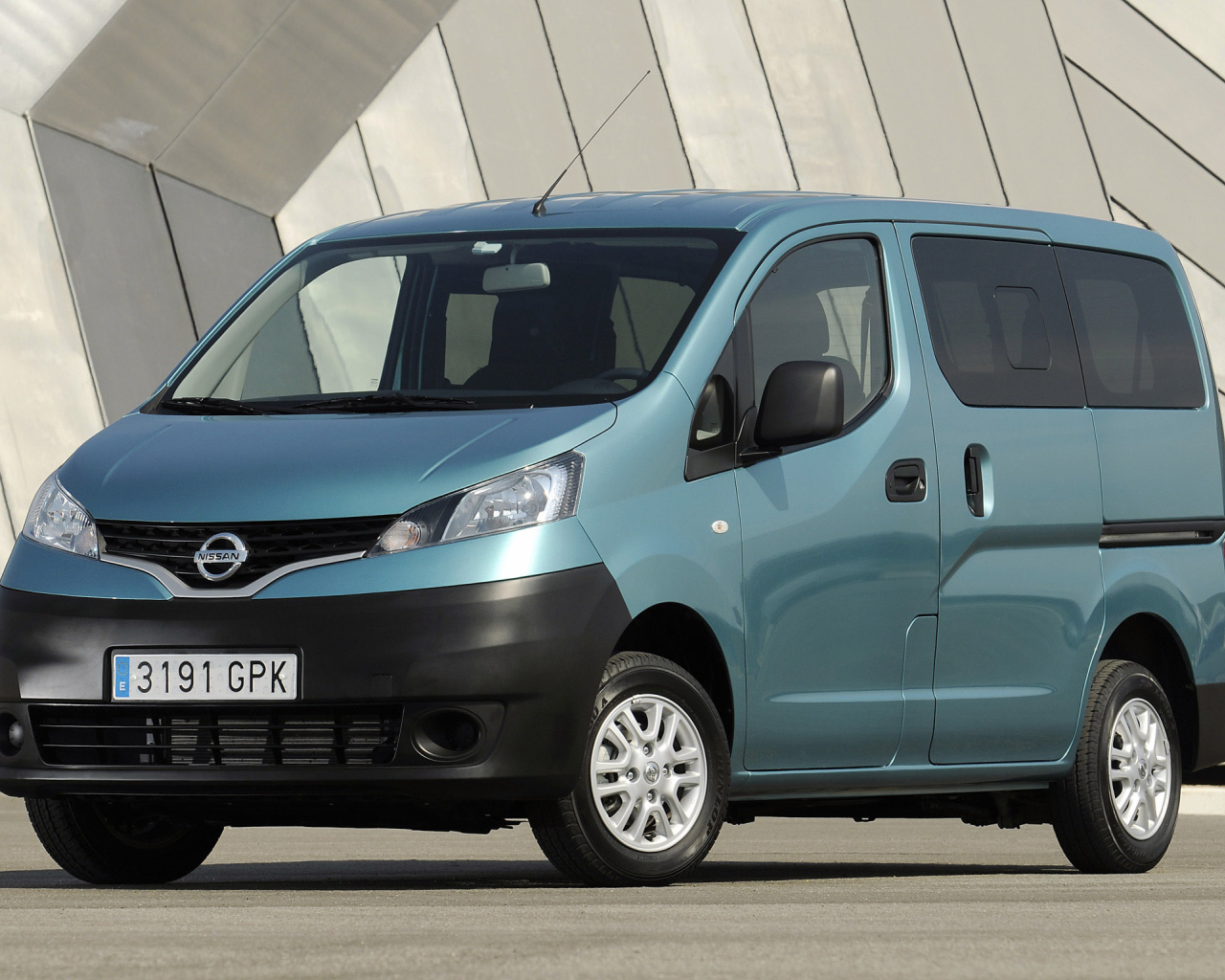 Фото автомобиля Nissan NV200