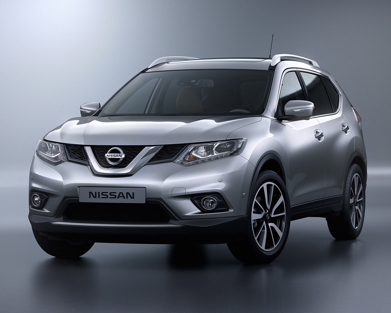 Тест драйв автомобиля Nissan X-Trail