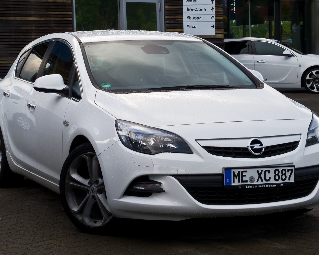 Новый автомобиль Opel Astra