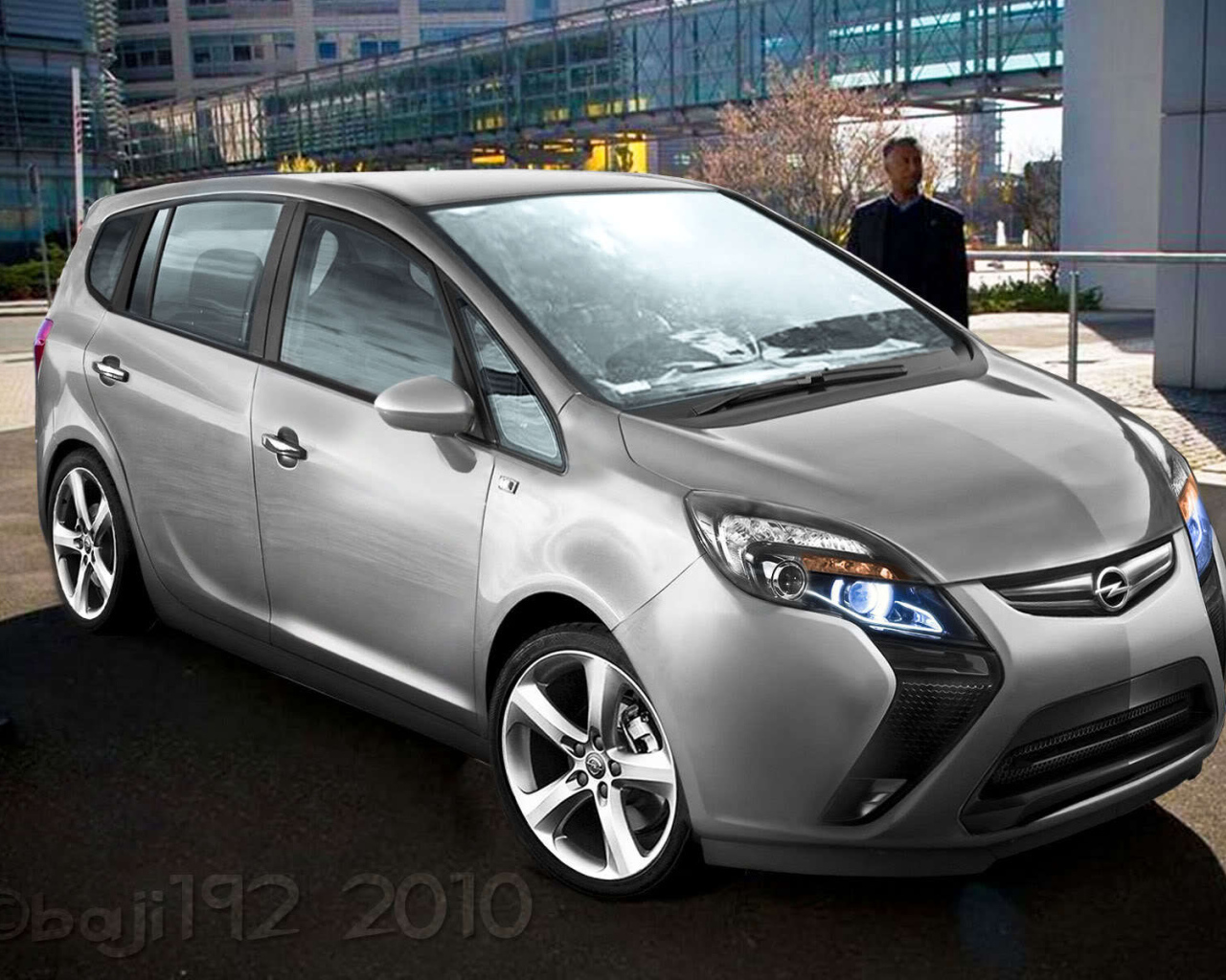 Новая машина Opel Zafira