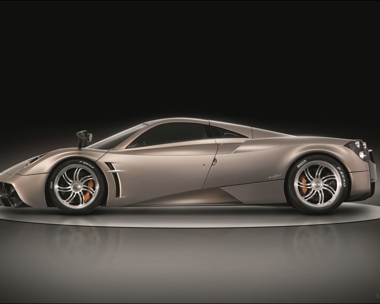 Новый автомобиль Pagani Huayra