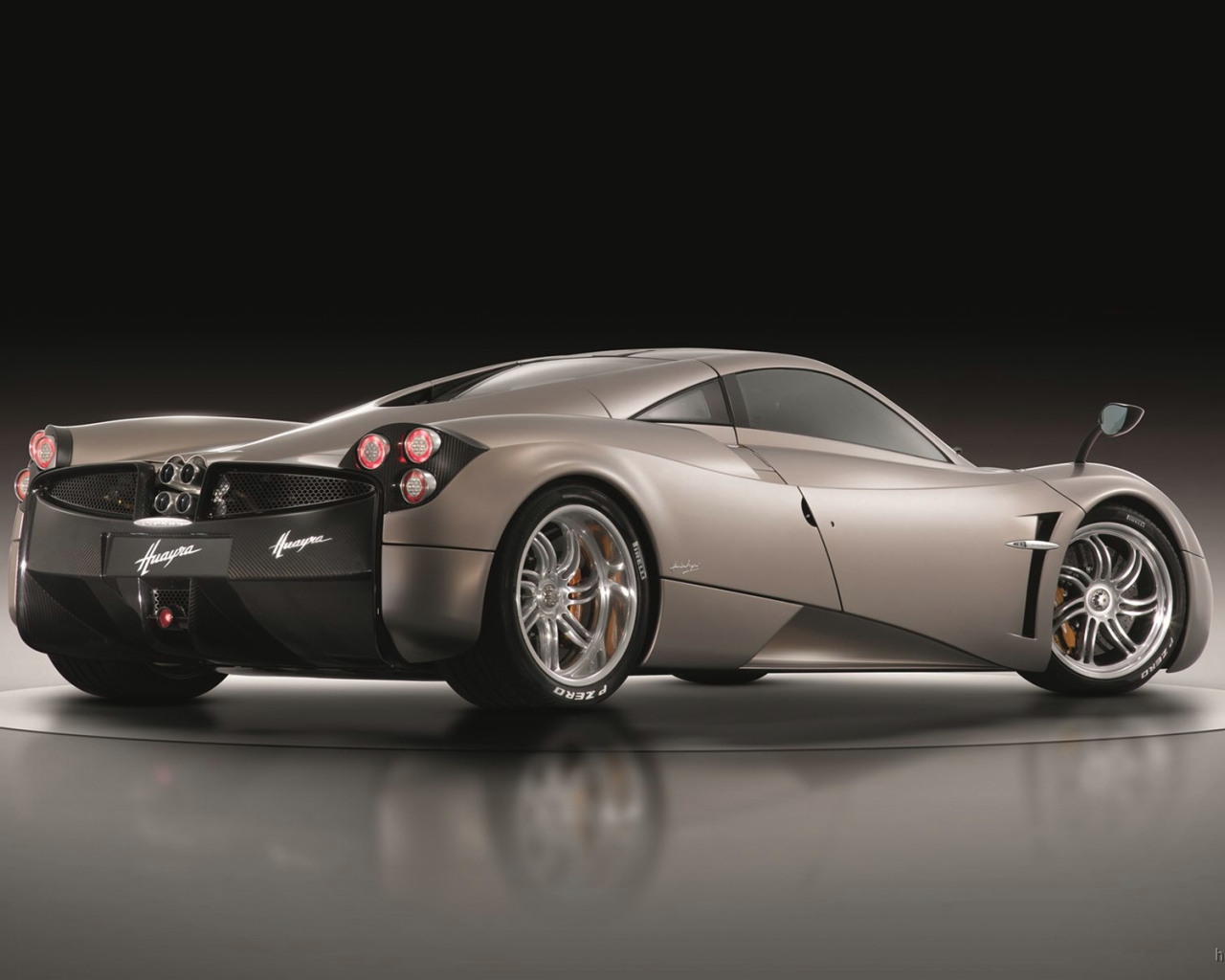  Надежный автомобиль Pagani Huayra