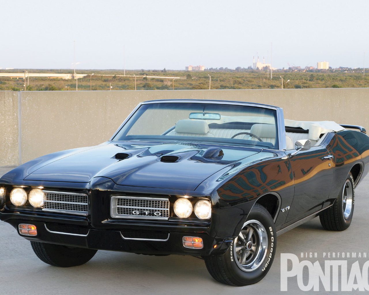 Автомобиль марки Pontiac модели GTO 1969