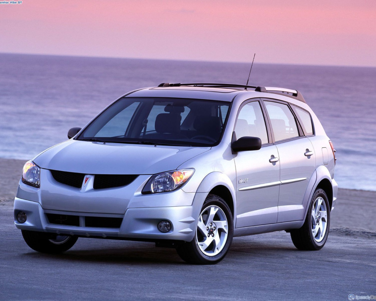 Дизайн автомобиля Pontiac Vibe