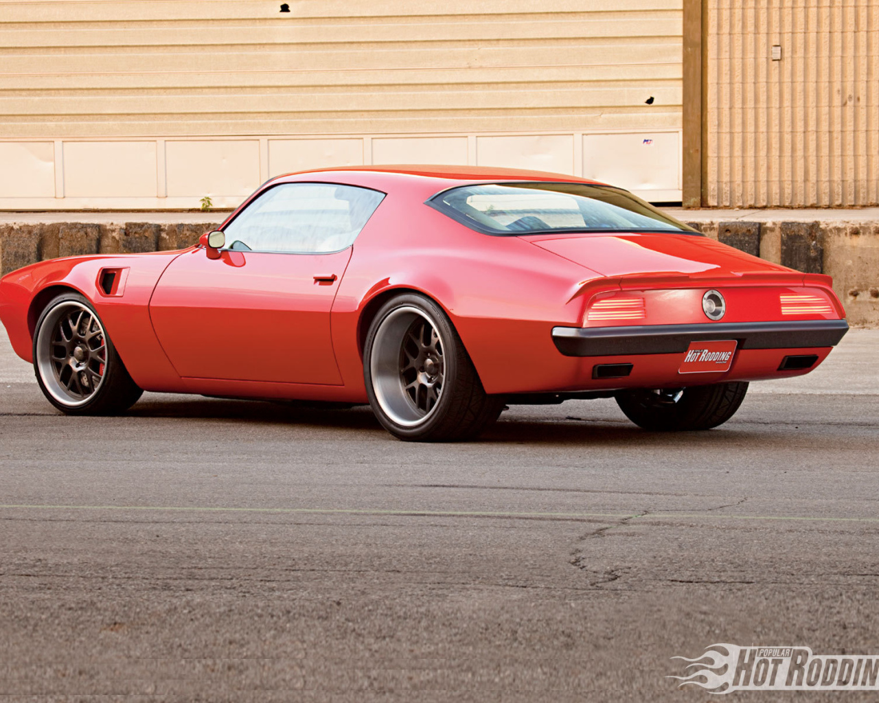 Новый автомобиль Pontiac Trans Am