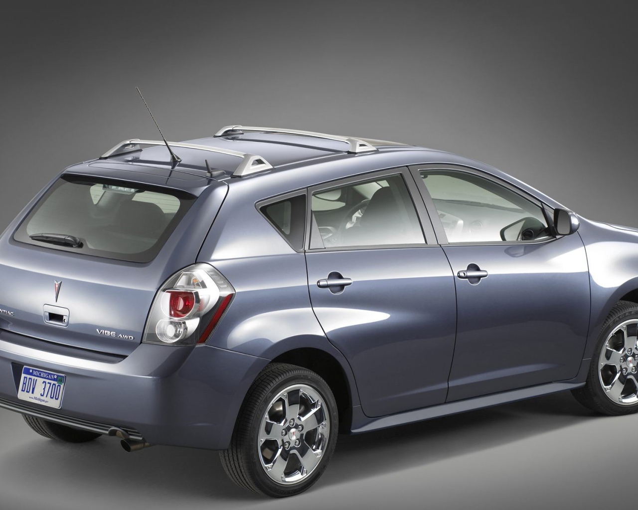 Надежный автомобиль Pontiac Vibe