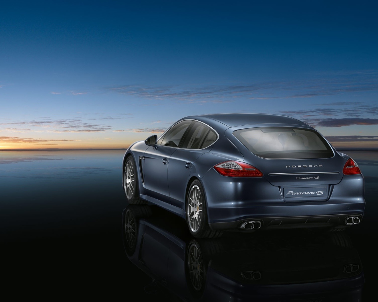 Порш Панамера