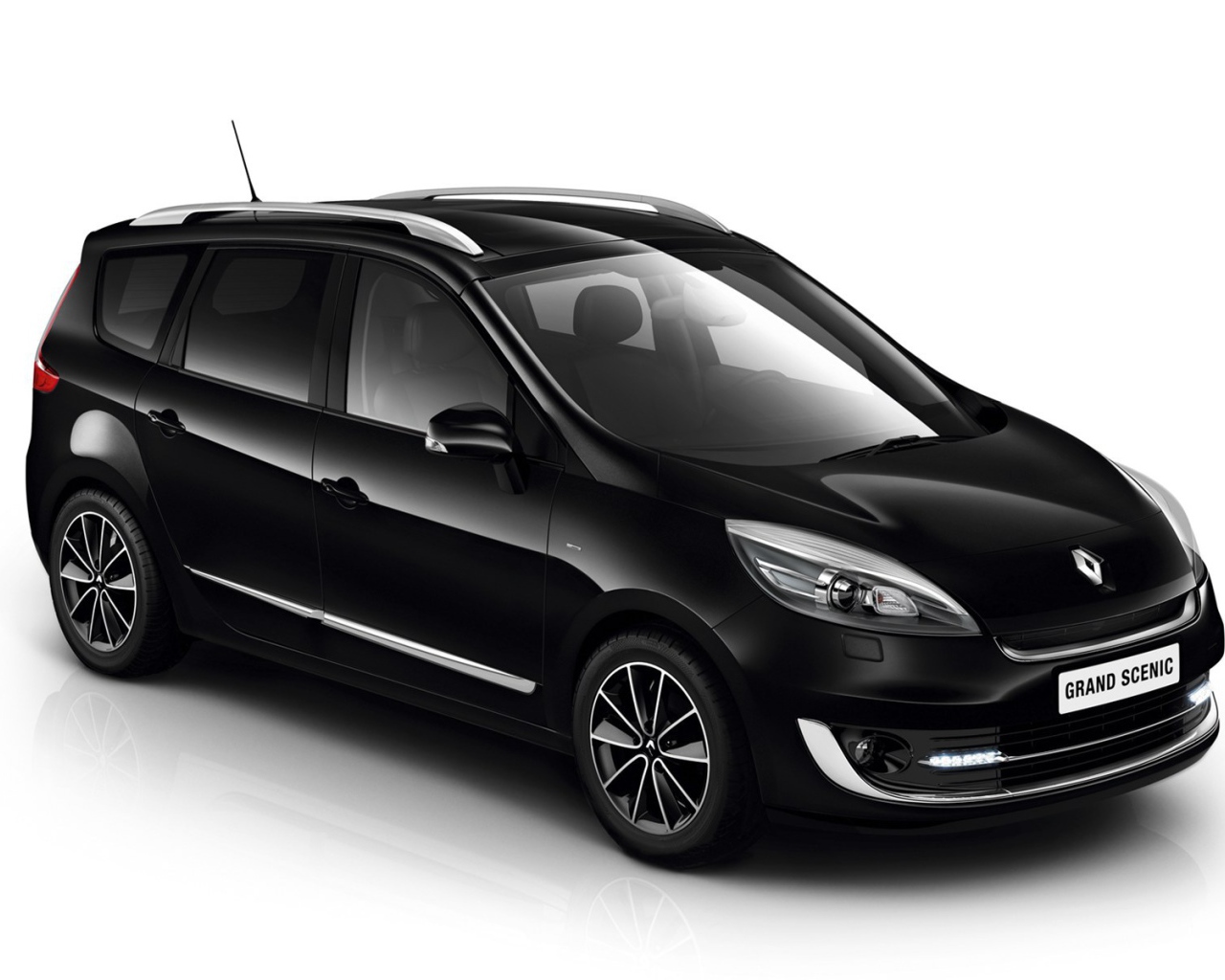 Фото автомобиля Renault Scenic