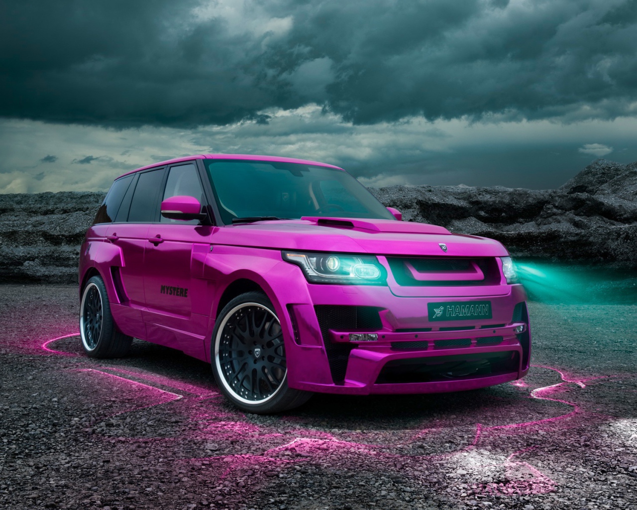 Розовый Hamann Range Rover Vogue 