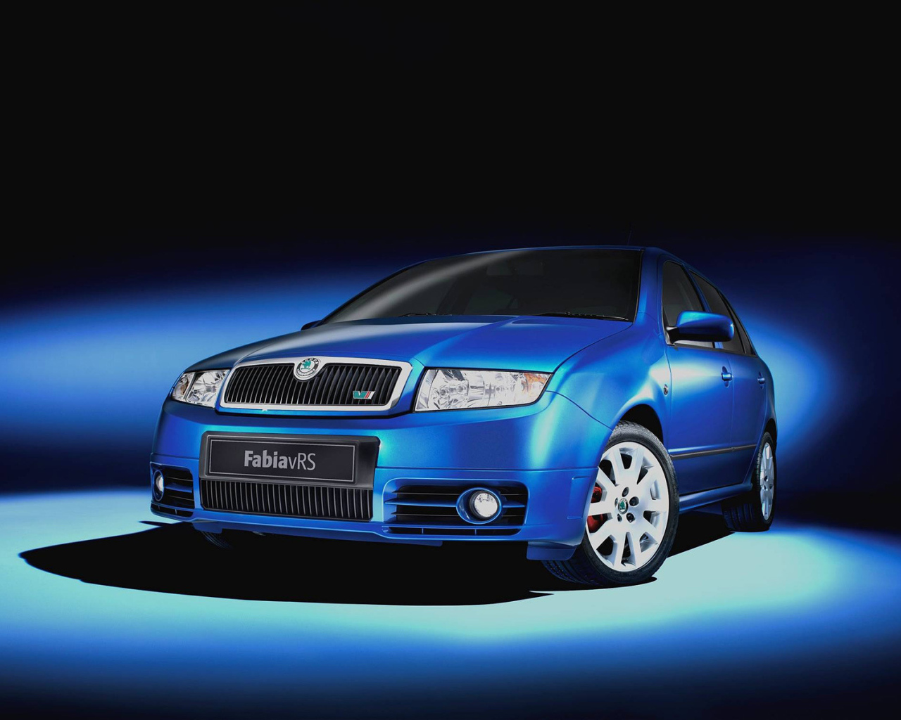 Красивый автомобиль Skoda Fabia в Москве