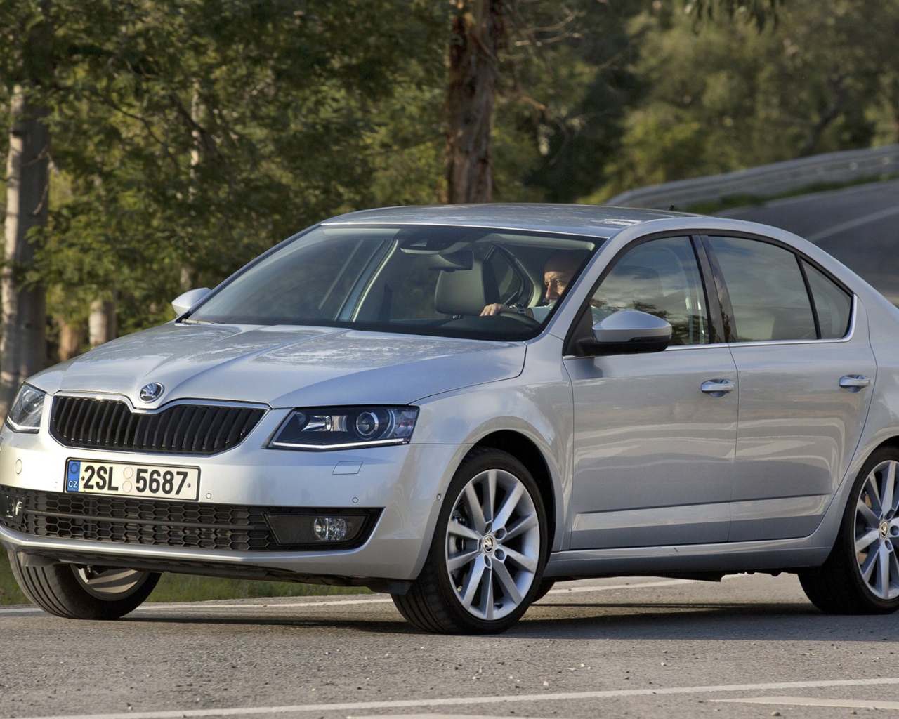 Автомобиль марки Skoda модели Octavia 2013