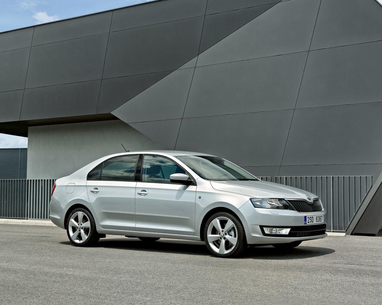 Новый автомобиль Skoda Rapid