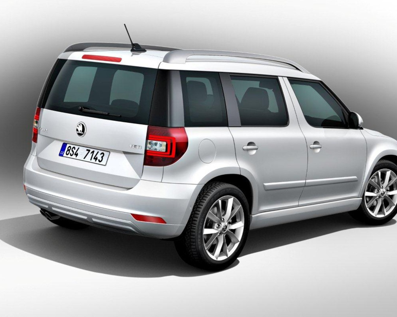 Фото автомобиля Skoda Yeti 2014