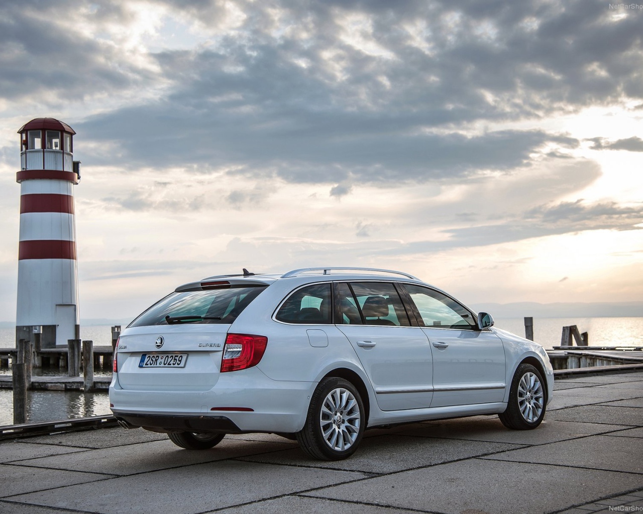 Надежный автомобиль Skoda Octavia 2014