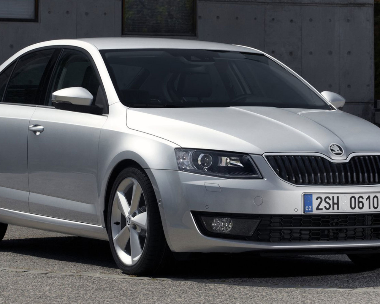 Новая машина Skoda Octavia 2013
