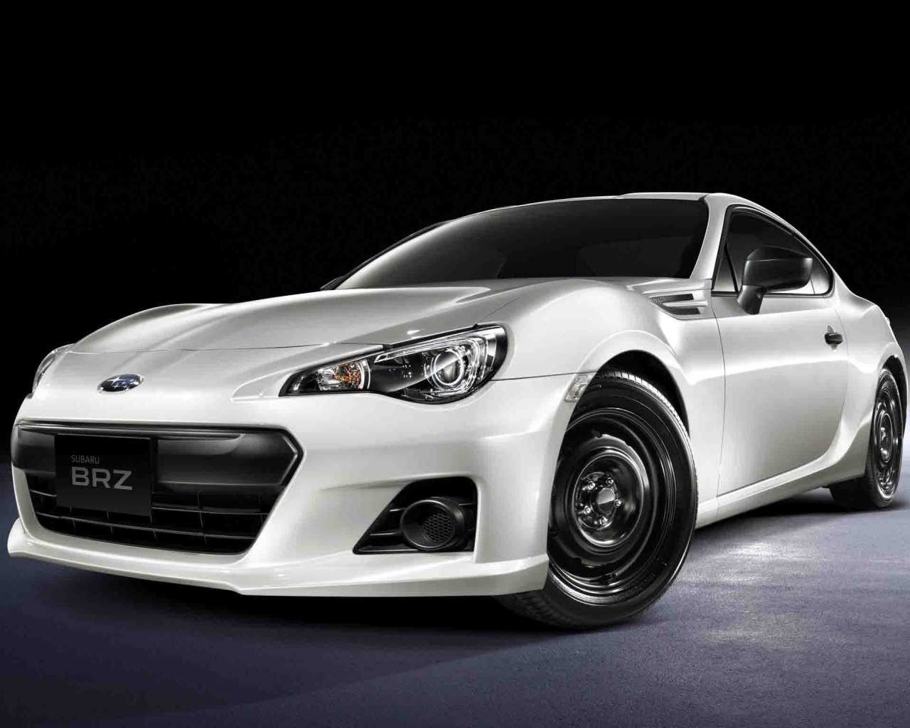 Новый автомобиль Subaru BRZ