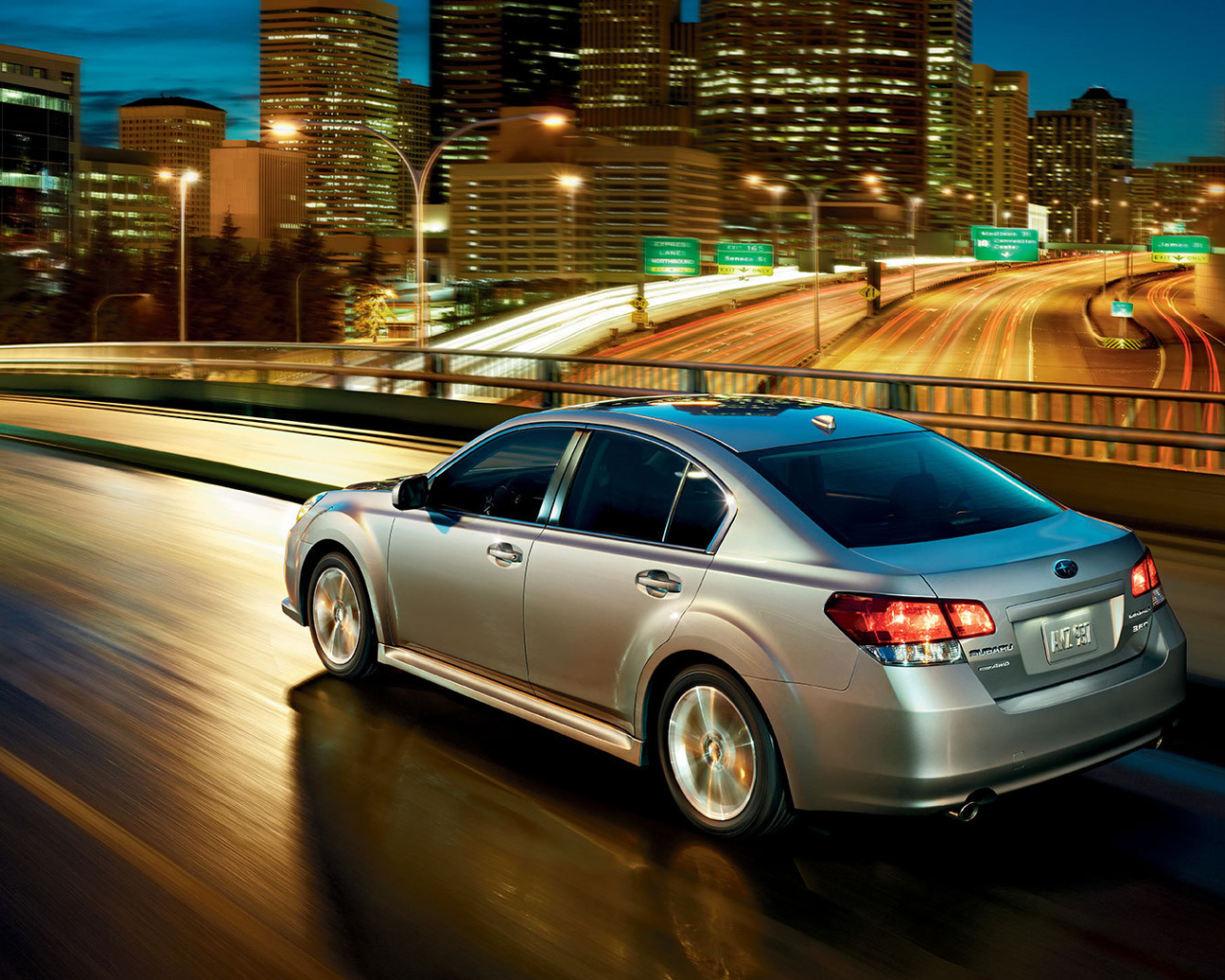 Надежная машина Subaru Legacy