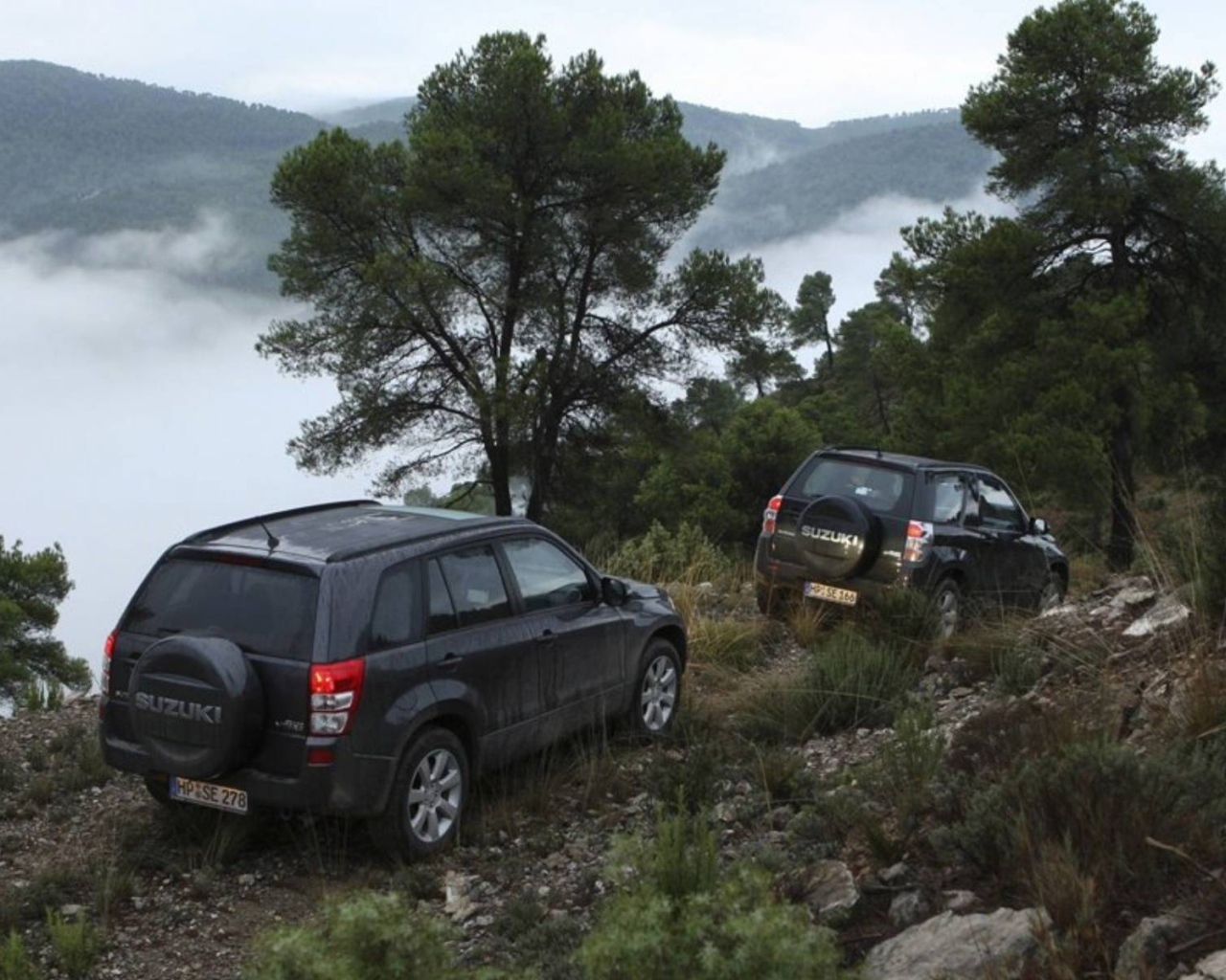   Красивый автомобиль Suzuki Grand Vitara 2014 в Москве