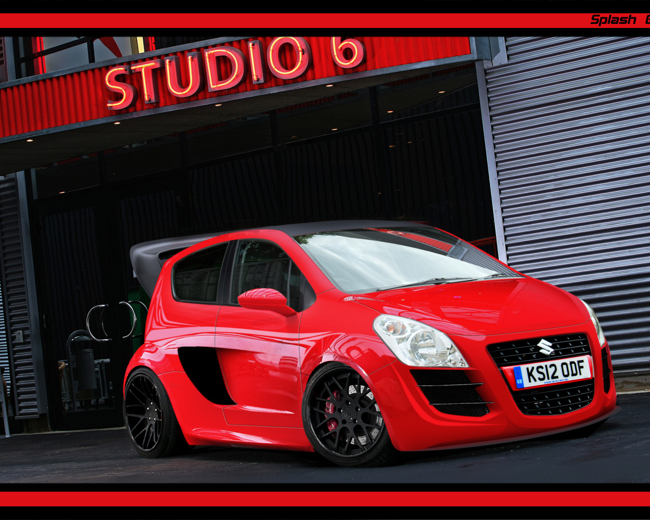 Автомобиль марки Suzuki модели Splash