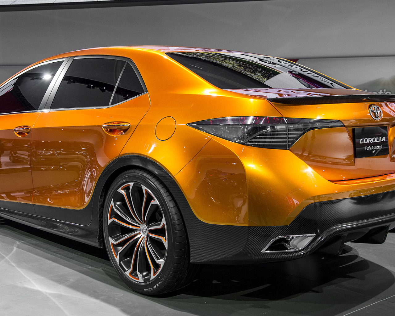 Автомобиль марки Toyota Corolla 2014