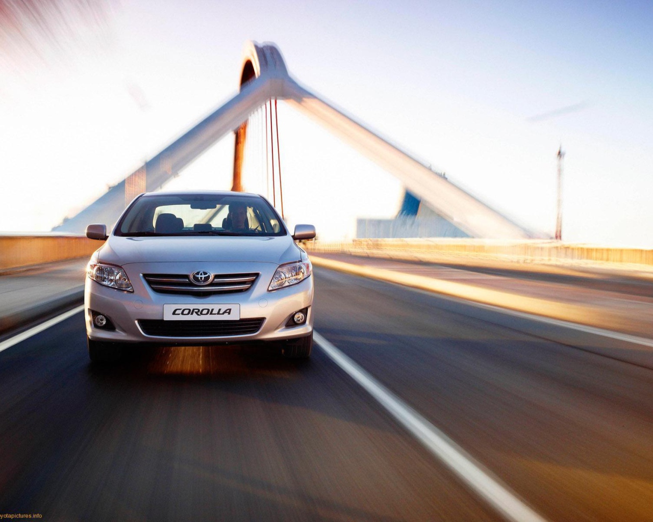 Новый автомобиль Toyota Corolla