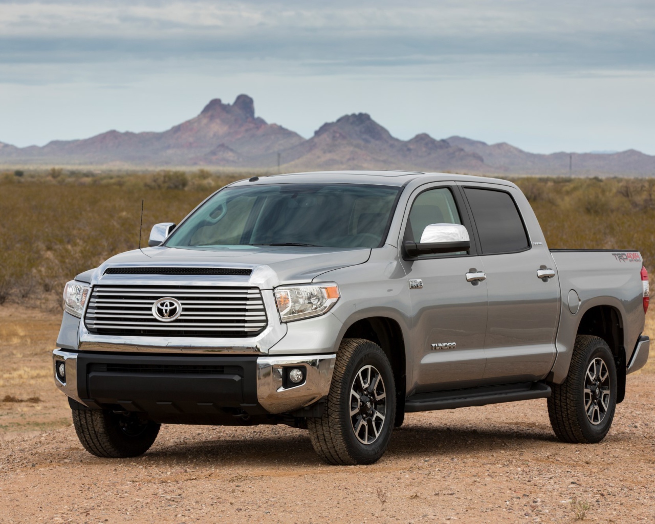 Новый автомобиль Toyota Tundra 2014