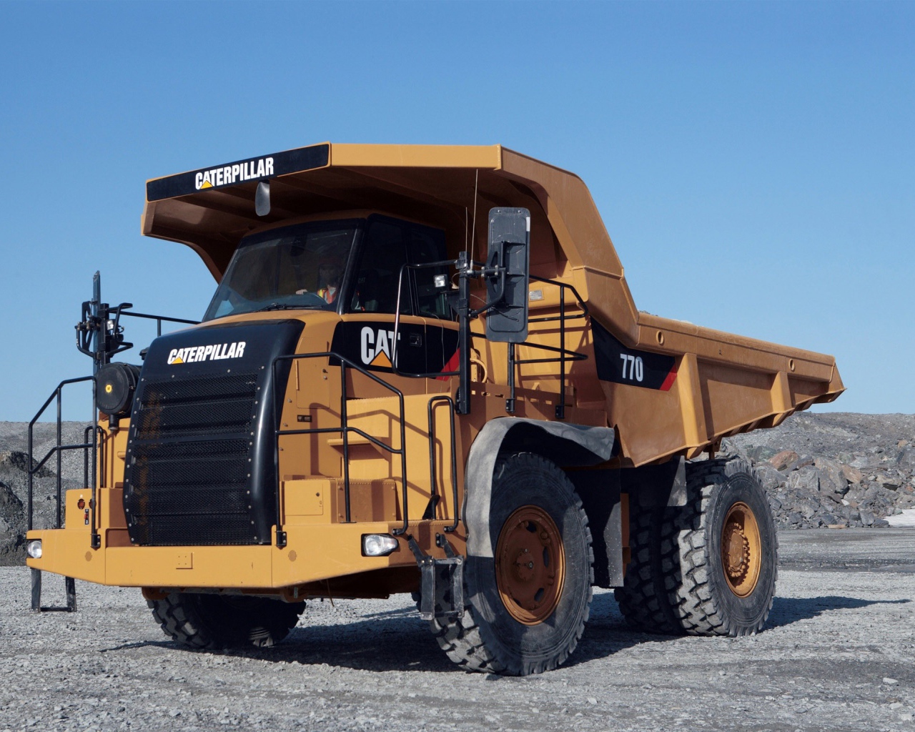 Грузовой автомобиль Катерпиллер 770